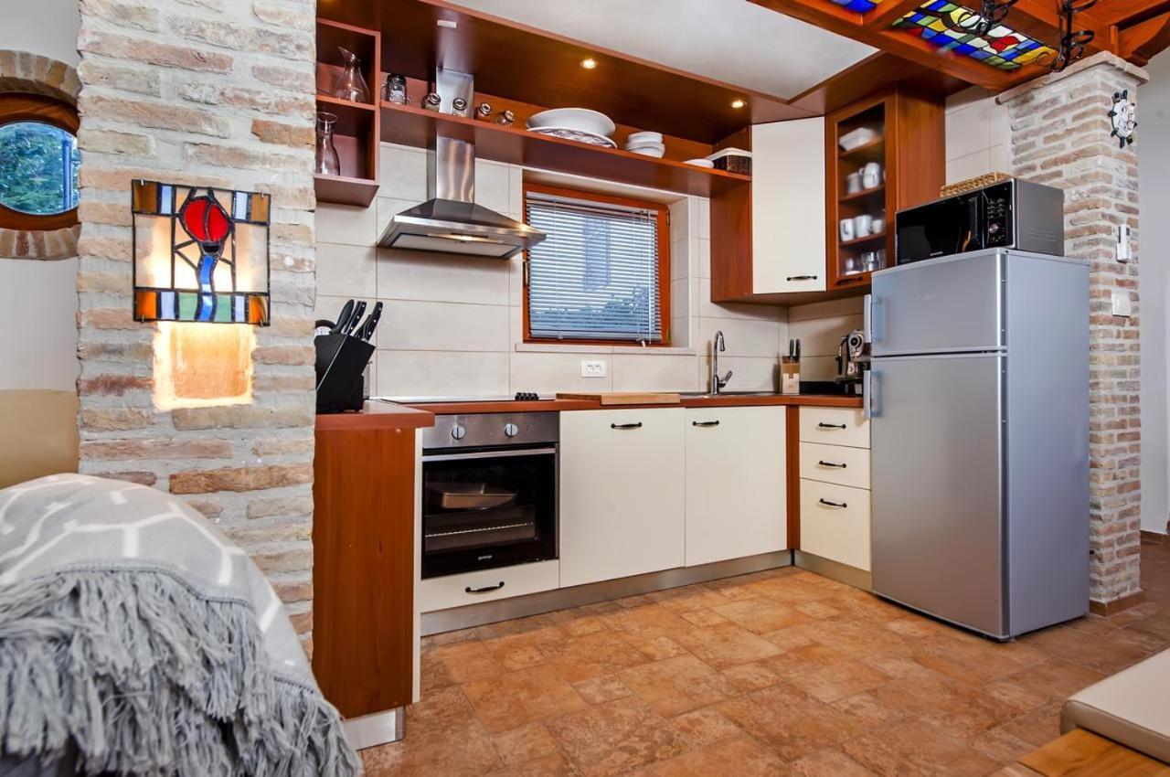 "Art House" Rovinj-Holiday, Holiday Home To Rent Ровиньско село Экстерьер фото