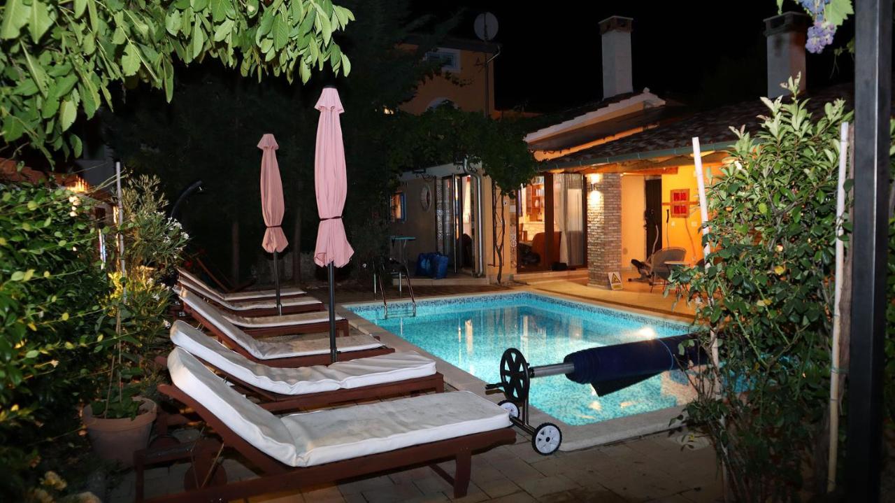 "Art House" Rovinj-Holiday, Holiday Home To Rent Ровиньско село Экстерьер фото
