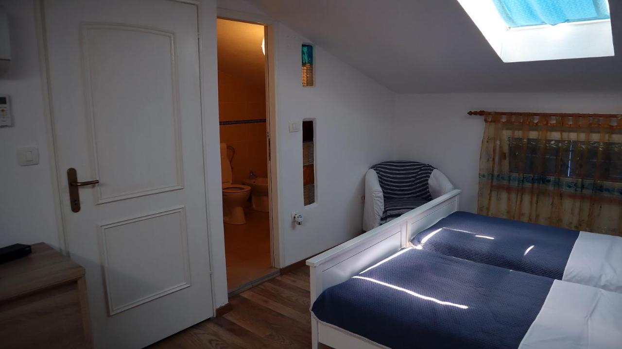 "Art House" Rovinj-Holiday, Holiday Home To Rent Ровиньско село Экстерьер фото